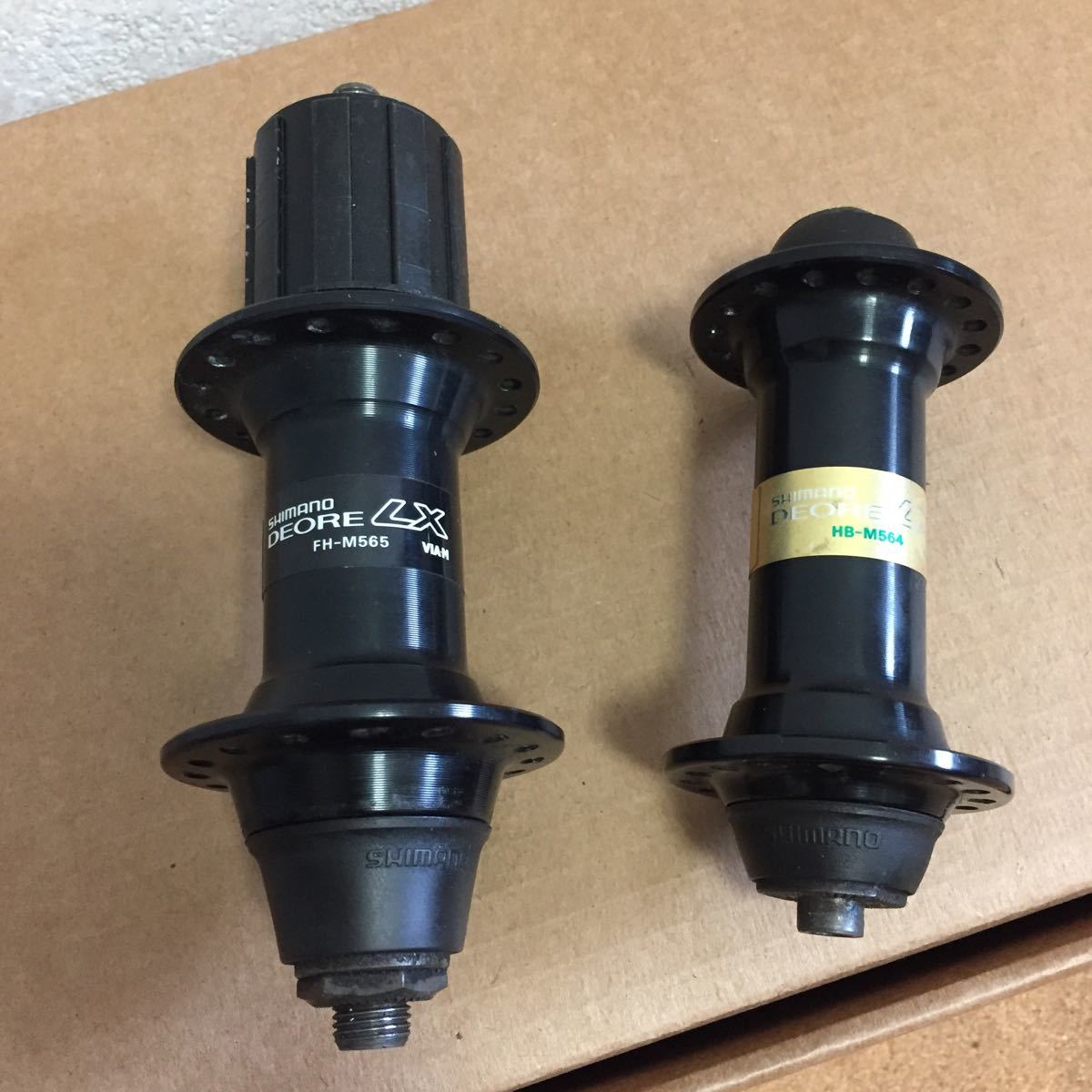 中古】SHIMANO DEORE LX FH-M565 HB-M564 MTB ハブ 前後セット の落札