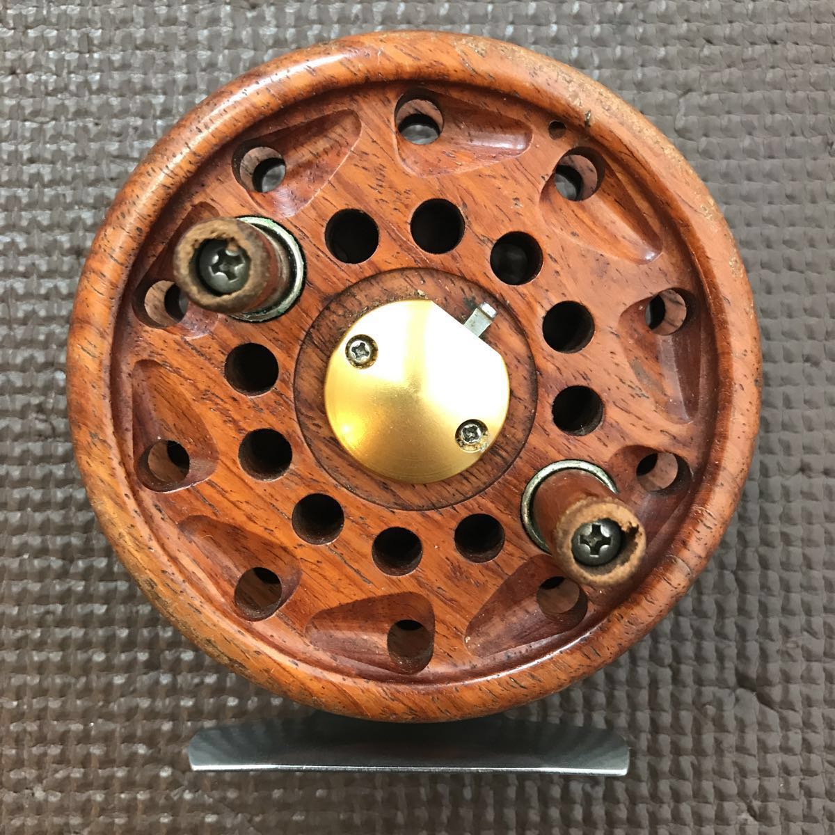 オリムピック 落し駒Ⅱ リール タイコリール 黒鯛 ヘチ 花梨 木製