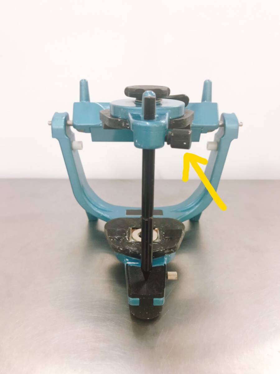 スペイシー咬合器 アルコン型 B咬合平面板付