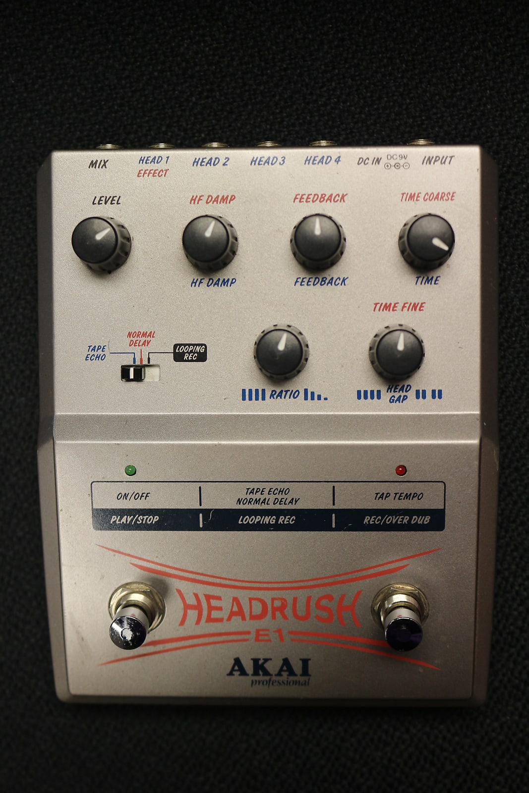 Head Rush E1 - Akai Professional Head Rush E1 - Audiofanzine