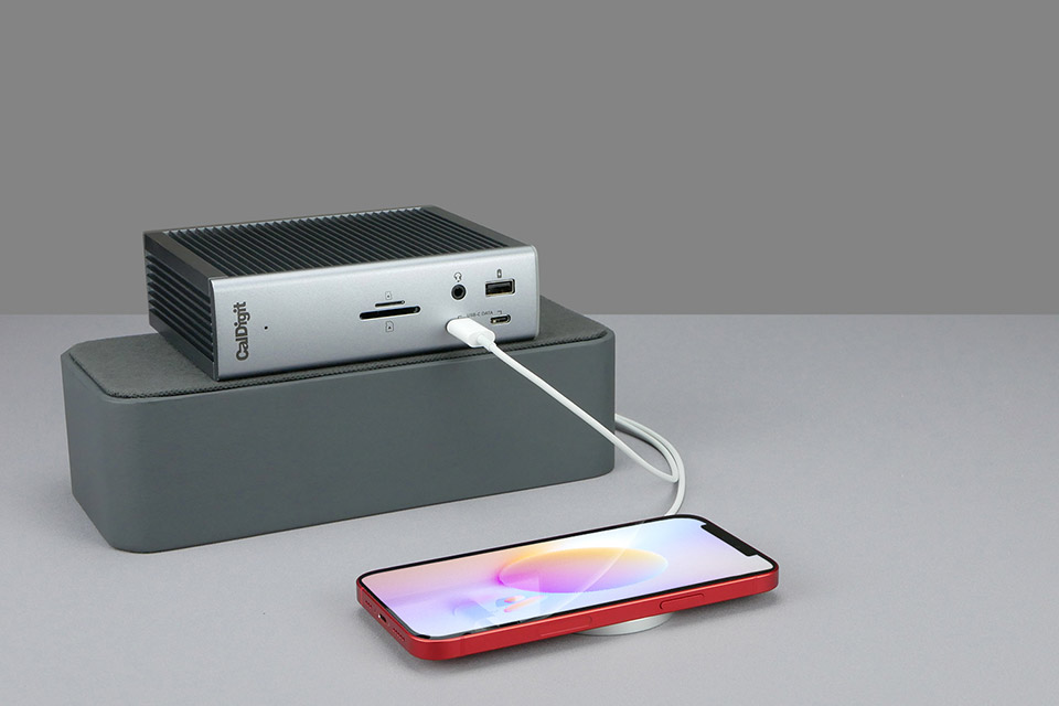 CalDigit TS4 Thunderbolt Station 4