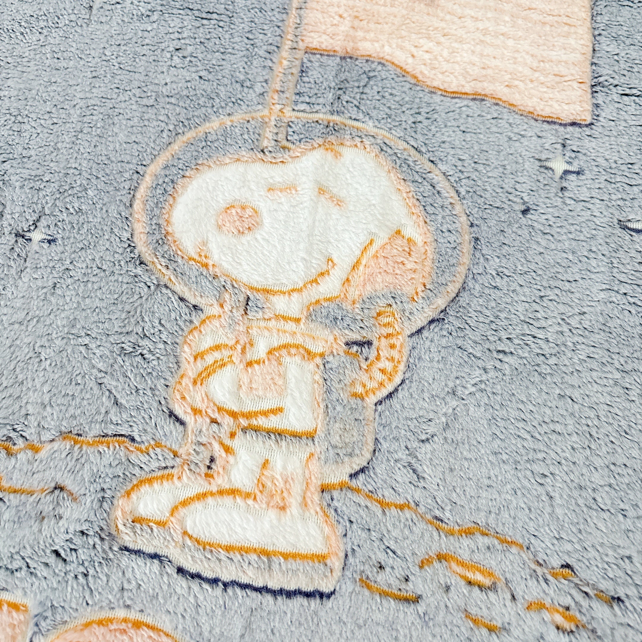 これ雑誌付録でいいの？スヌーピーの「あったか防寒グッズ」大きな