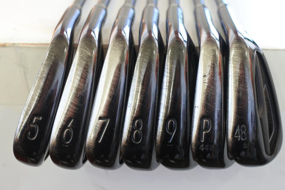 T100・S BLACK｜タイトリスト｜アイアンセット｜ダイナミックゴールド