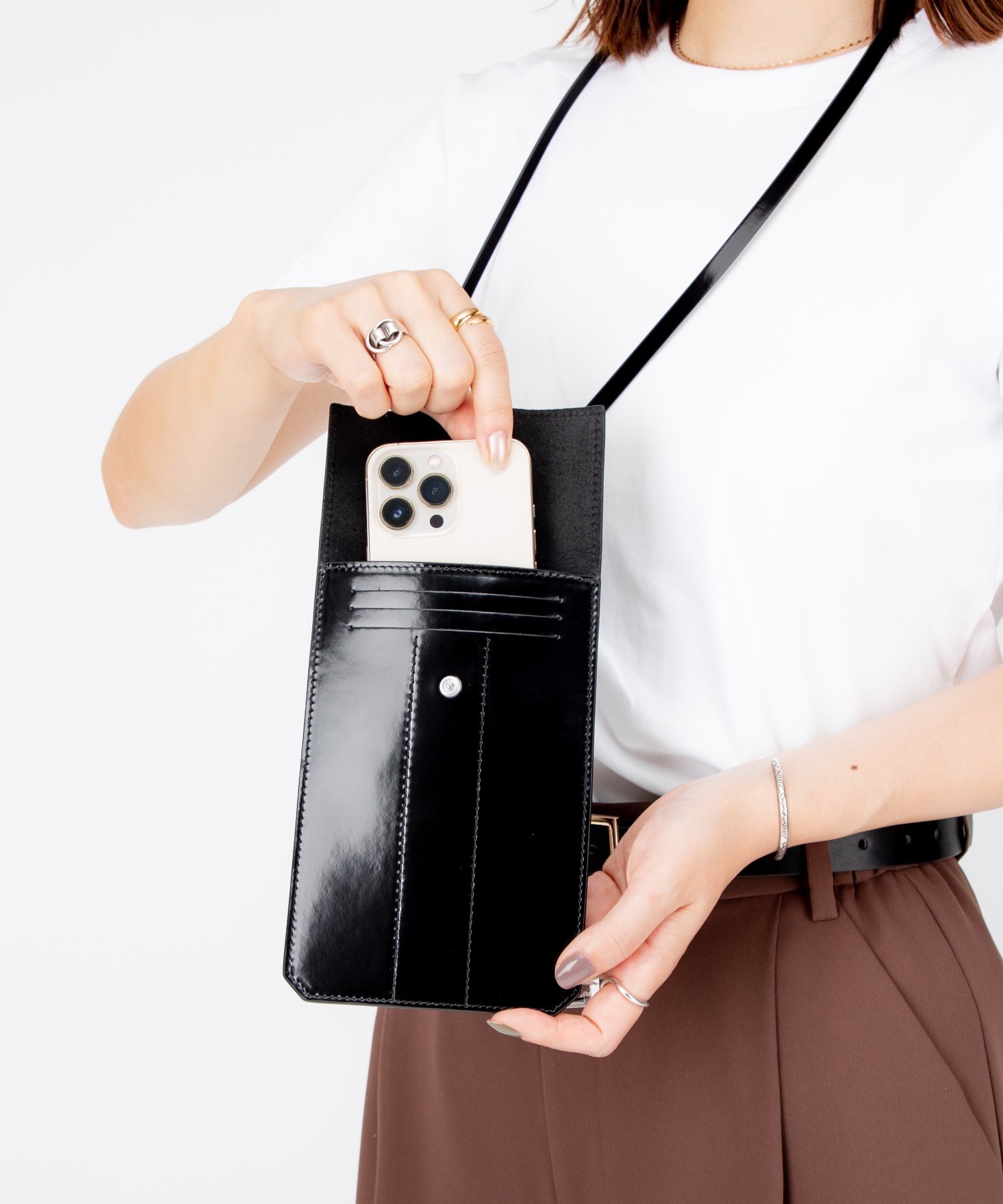 エムエム6 MM6 SA5VL0002 P4523 ネックポーチ レディース メゾン