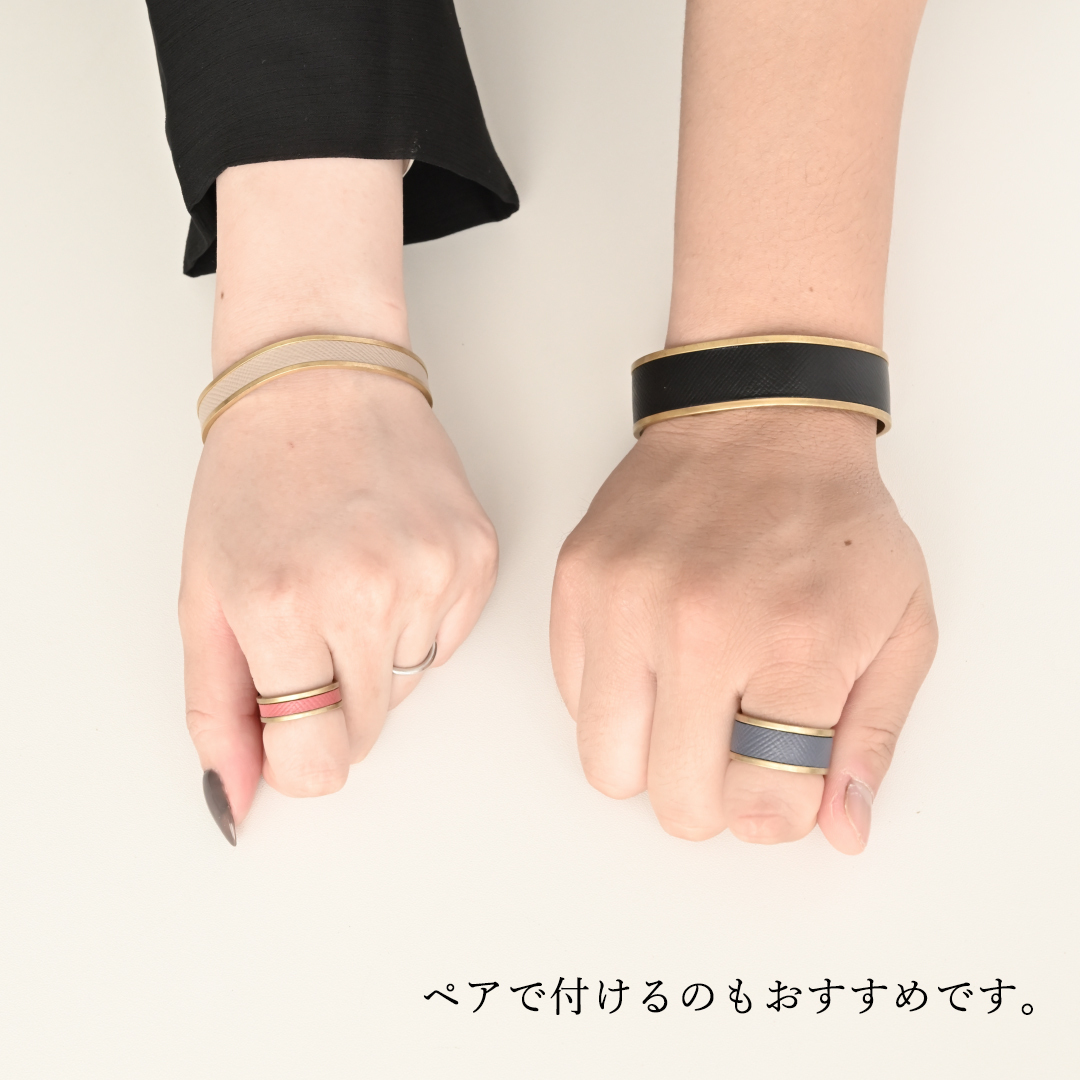 真鍮バングル 【 型押しサフィアーノ 】 ブラス 本革 姫路レザー ペア
