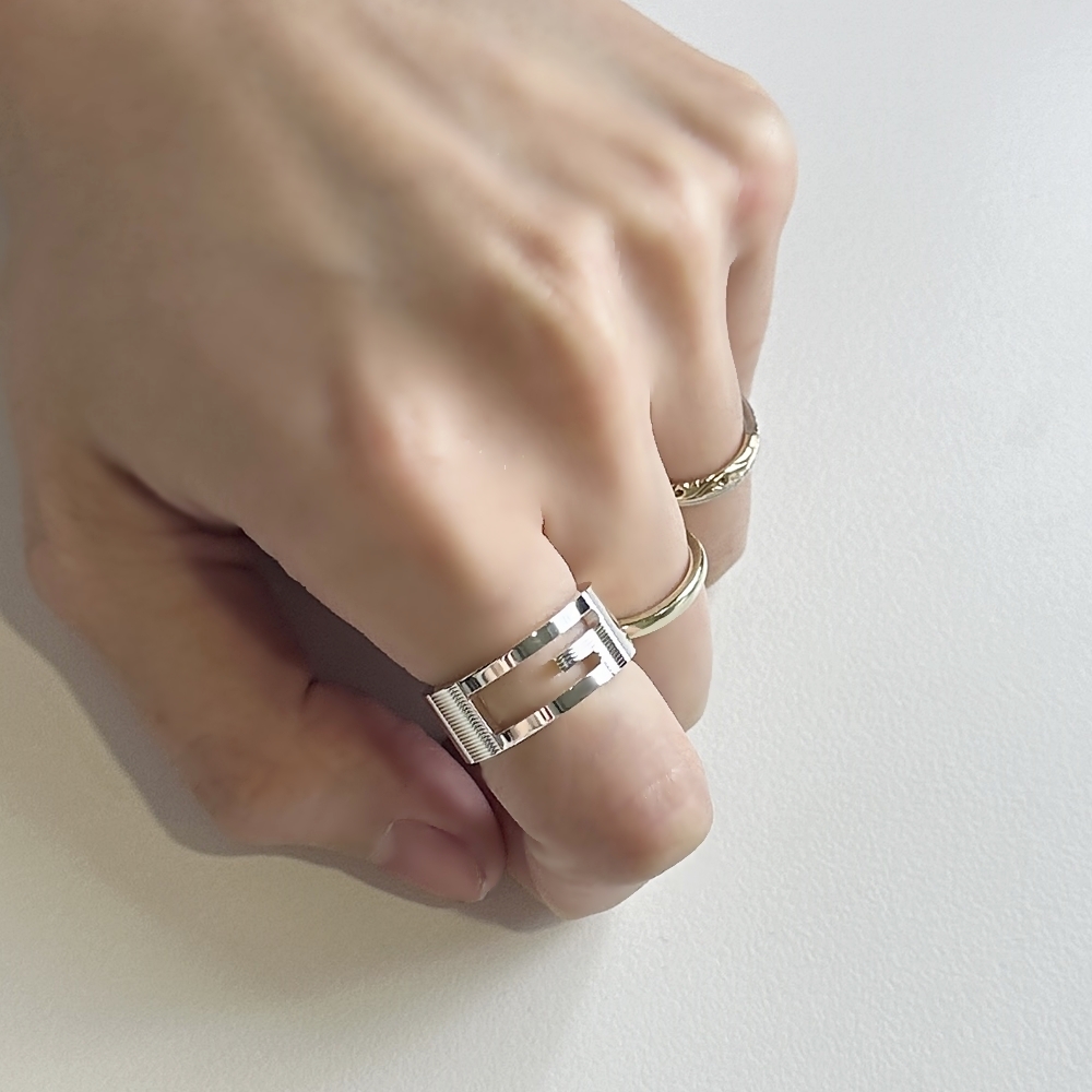 GUCCI グッチ リング 指輪 メンズ 父の日 レディース 母の日 ユニ