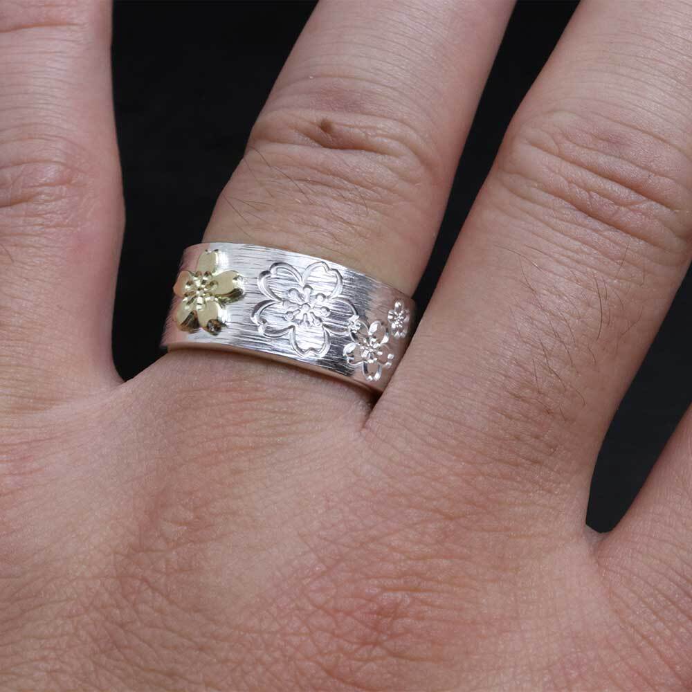 指輪 メンズ K18 シルバー川面浮桜 桜 平打ち リング 10mm幅 シルバー