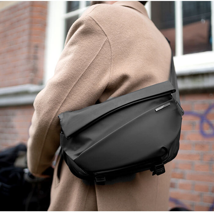 ボディバッグ メンズ ブランド 通販 NIID ニード X URBANATURE R1 横型