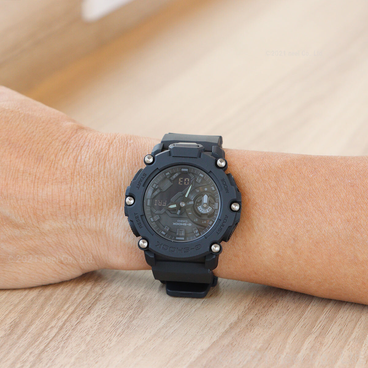 G-SHOCK Gショック GA-2200シリーズ GA-2200BB-1AJF メンズ 腕時計