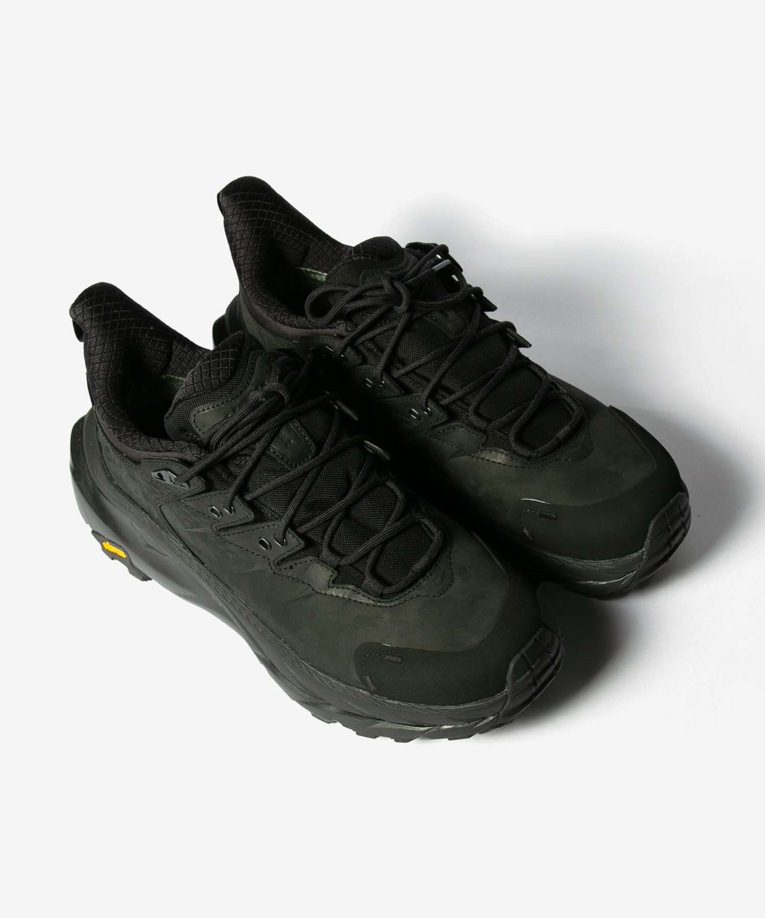 ホカオネオネ HOKA 1123190F スニーカー KAHA 2 LOW GTX メンズ