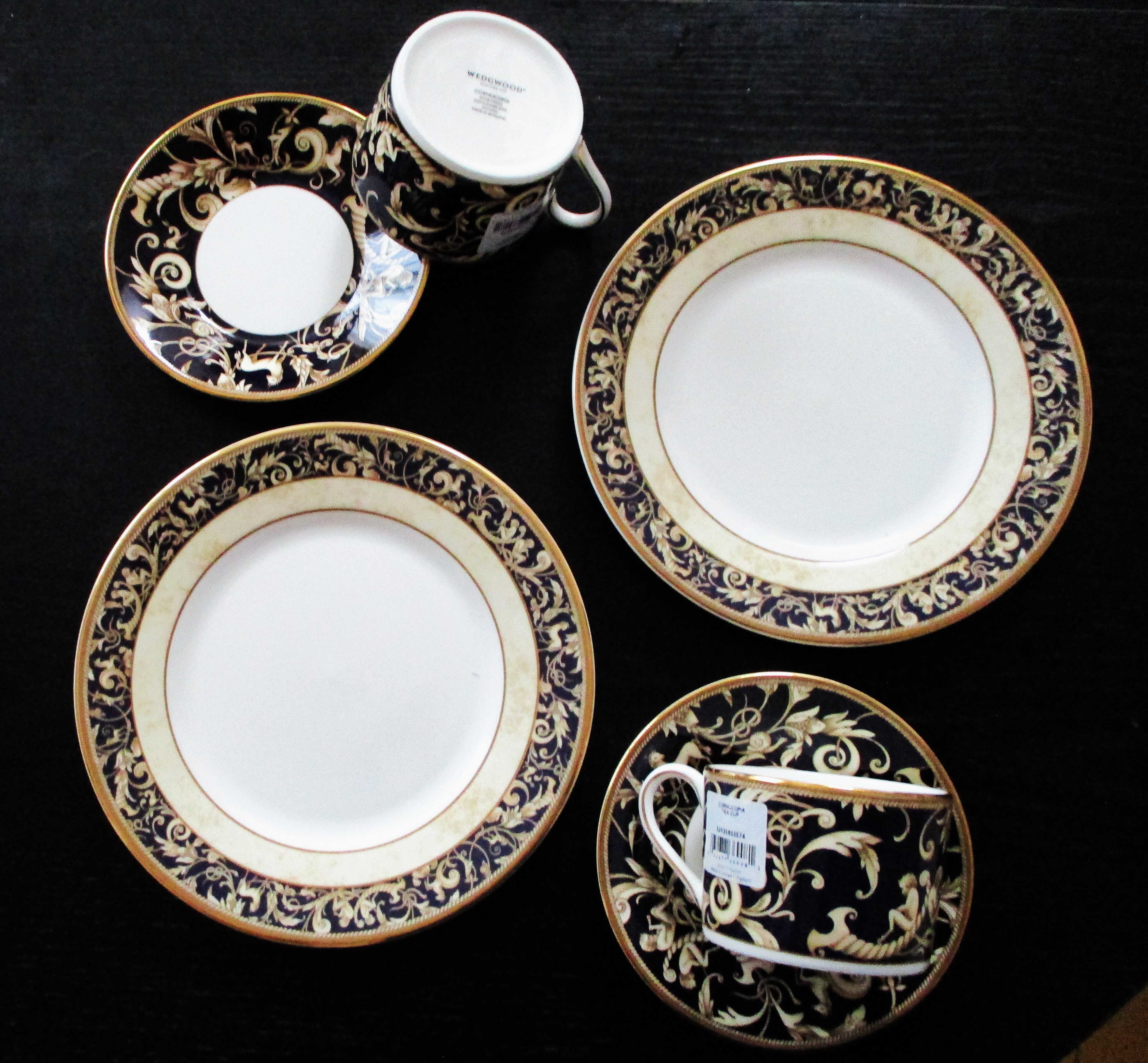 ウェッジウッドWEDGWOOD コーヌコピア カップ＆ソーサー ・プレート