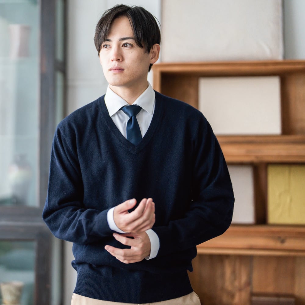 アルカディアルカ arcadiarca カシミヤ100% Vネック セーター メンズ M