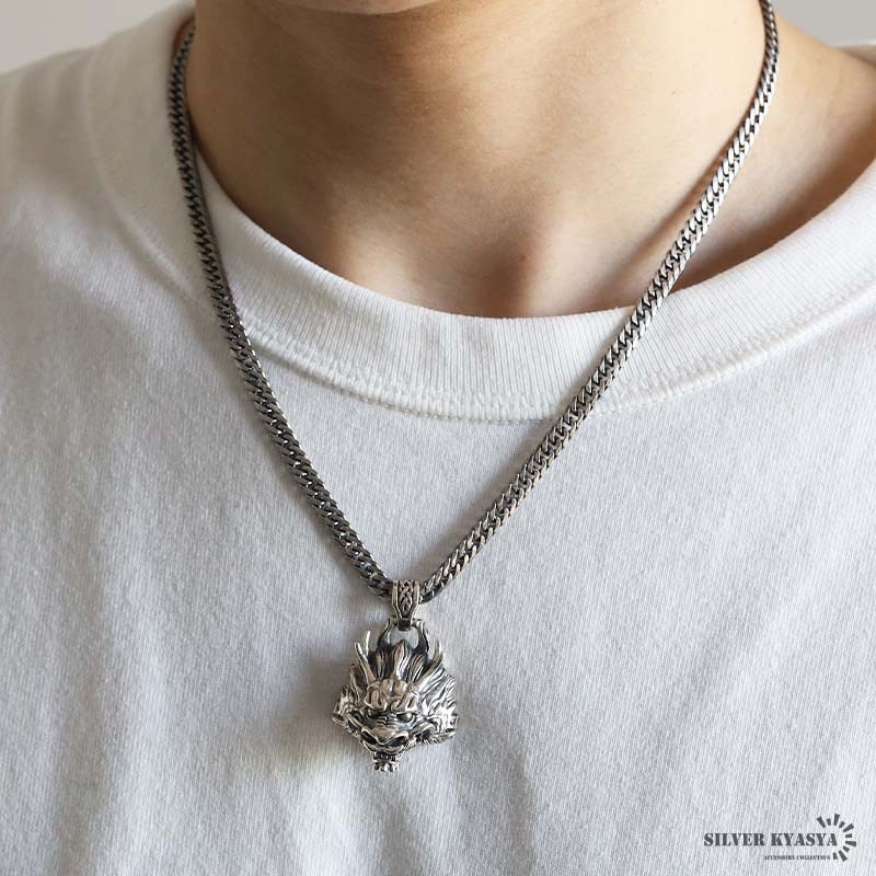 シルバー925 ドラゴンヘッドネックレス 龍 ペンダント ネックレス