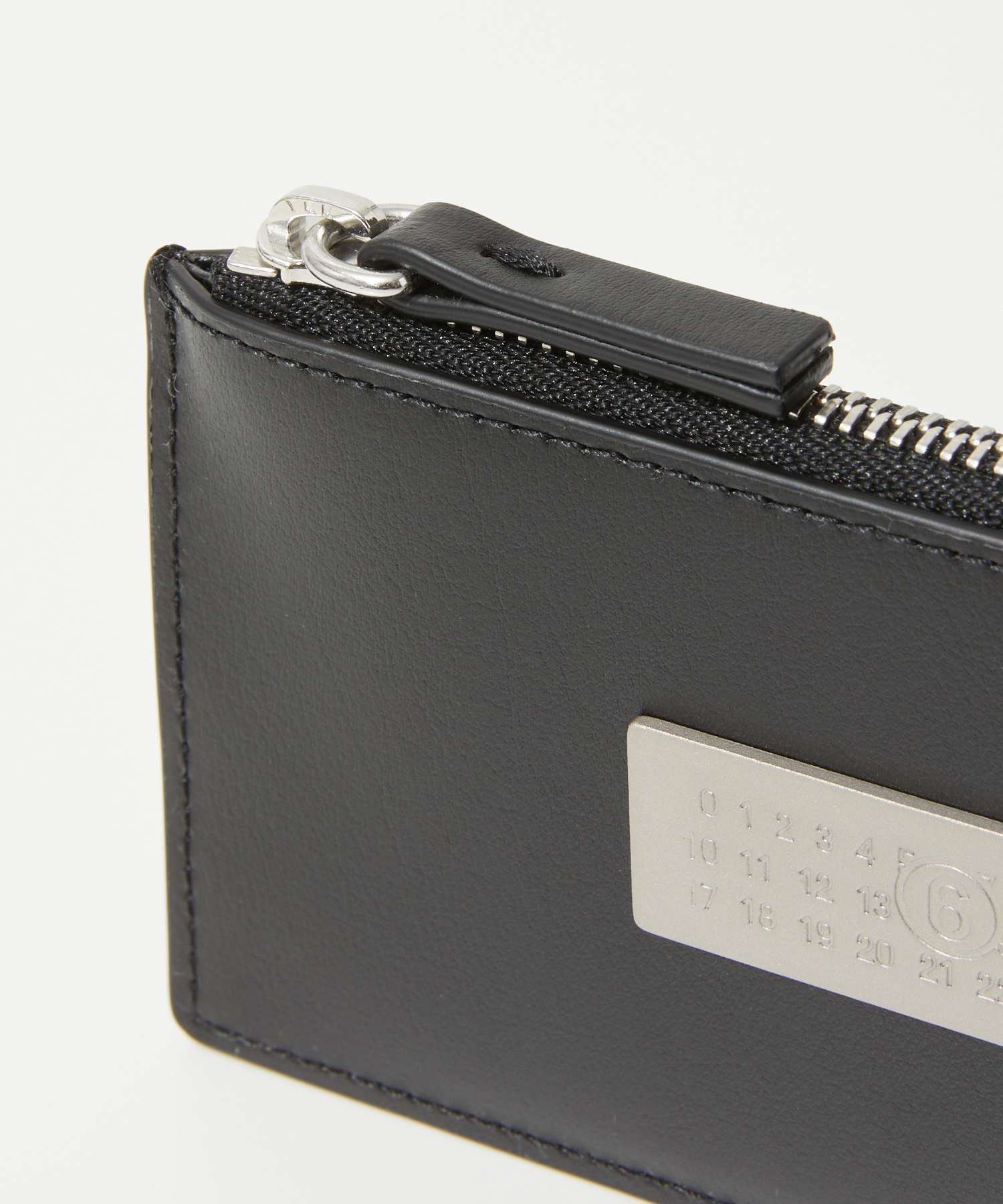 エムエム6 MM6 SA5UI0016 P6189 カードケース NUMERIC BIFOLD WALLET