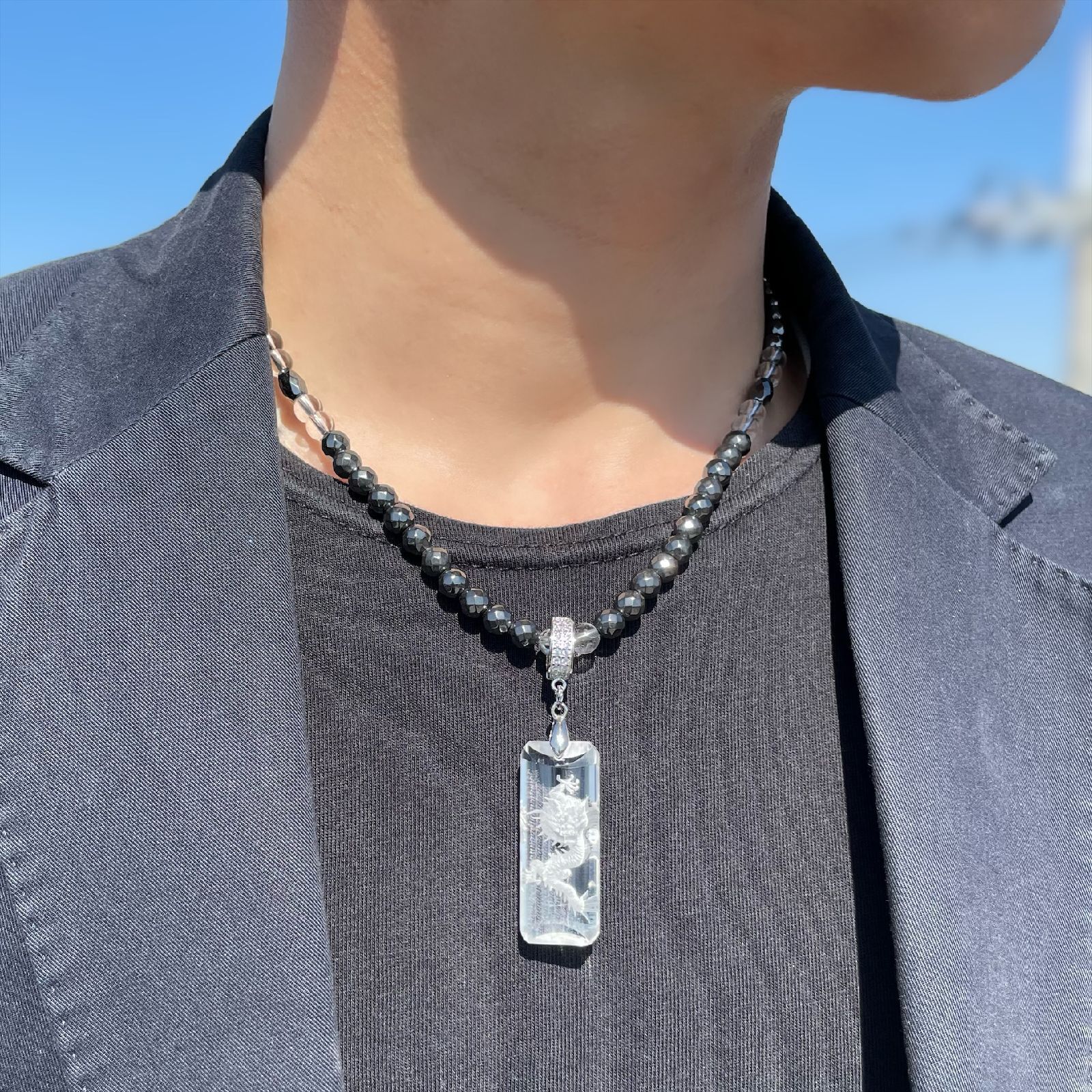 重厚感抜群の健康パワーストーン］浮彫皇帝龍本水晶プレート 本水晶