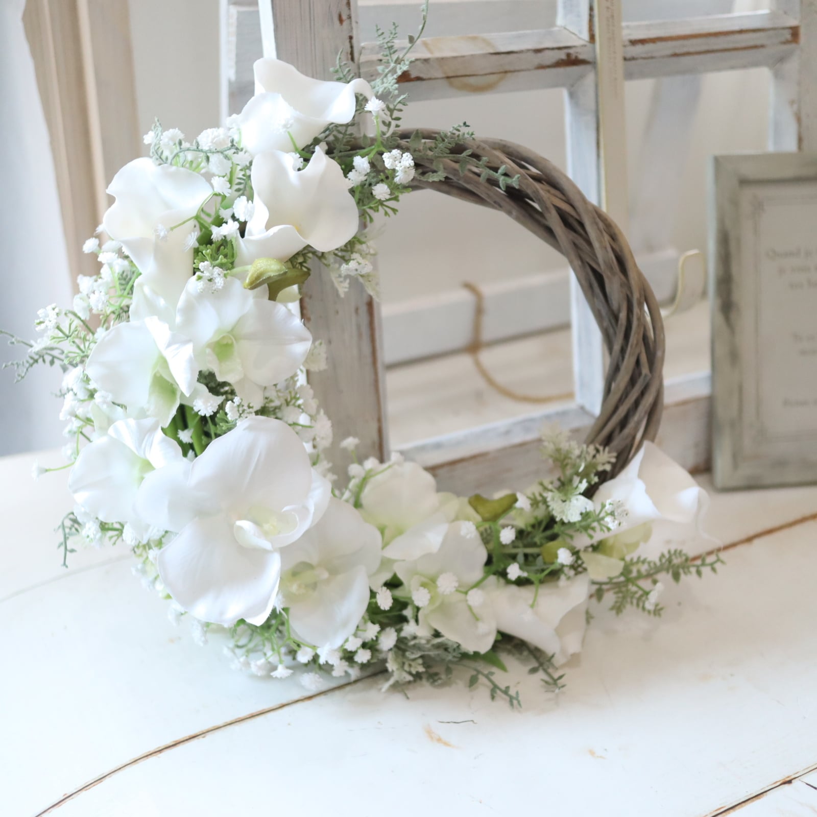 ホワイトフラワーリース ハーフムーン 玄関リース ギフト インテリア