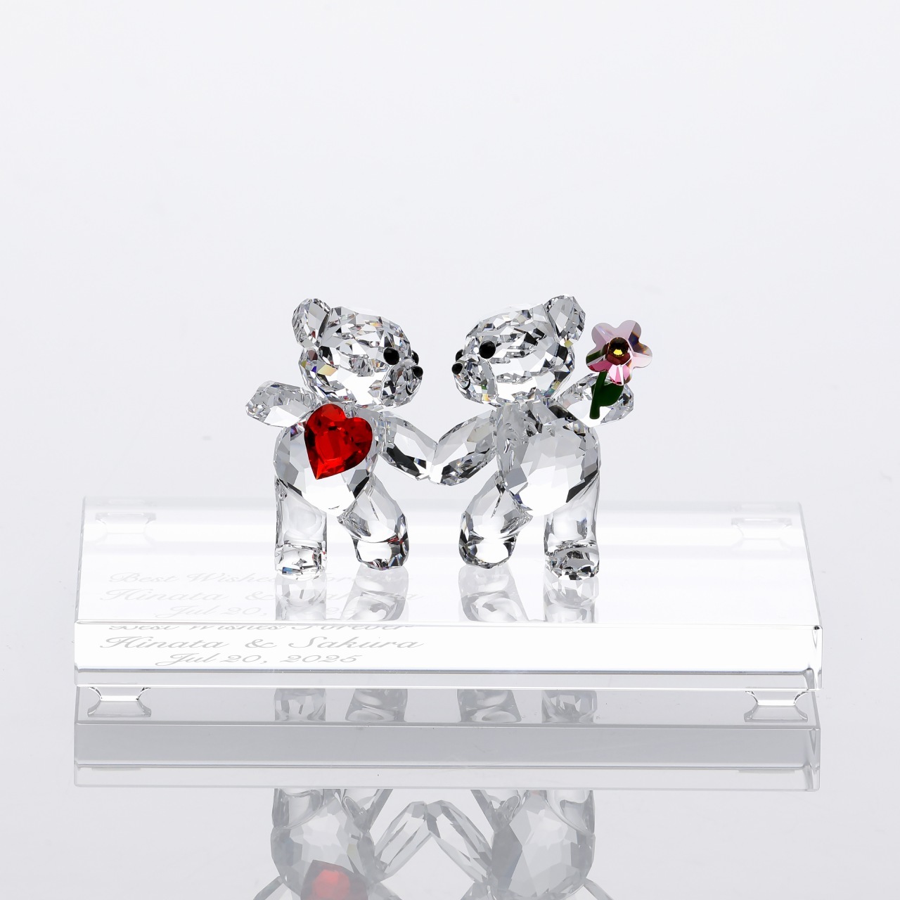 SWAROVSKI スワロフスキー Kris Bear Happy Together・台座 Sサイズ