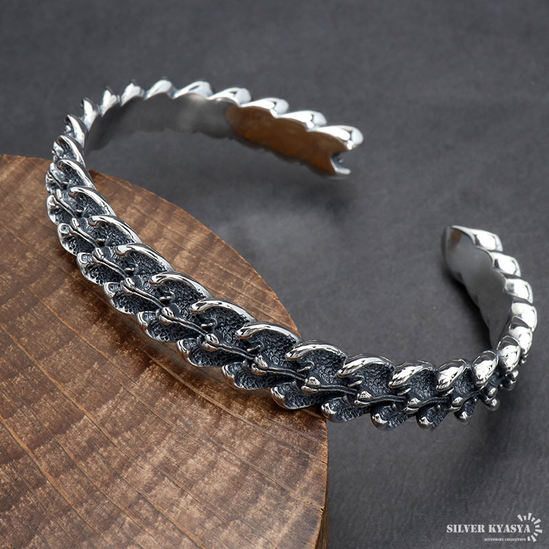 シルバー925 ドラゴンバングル 龍の鱗 燻 龍バングル 竜 辰 重厚感