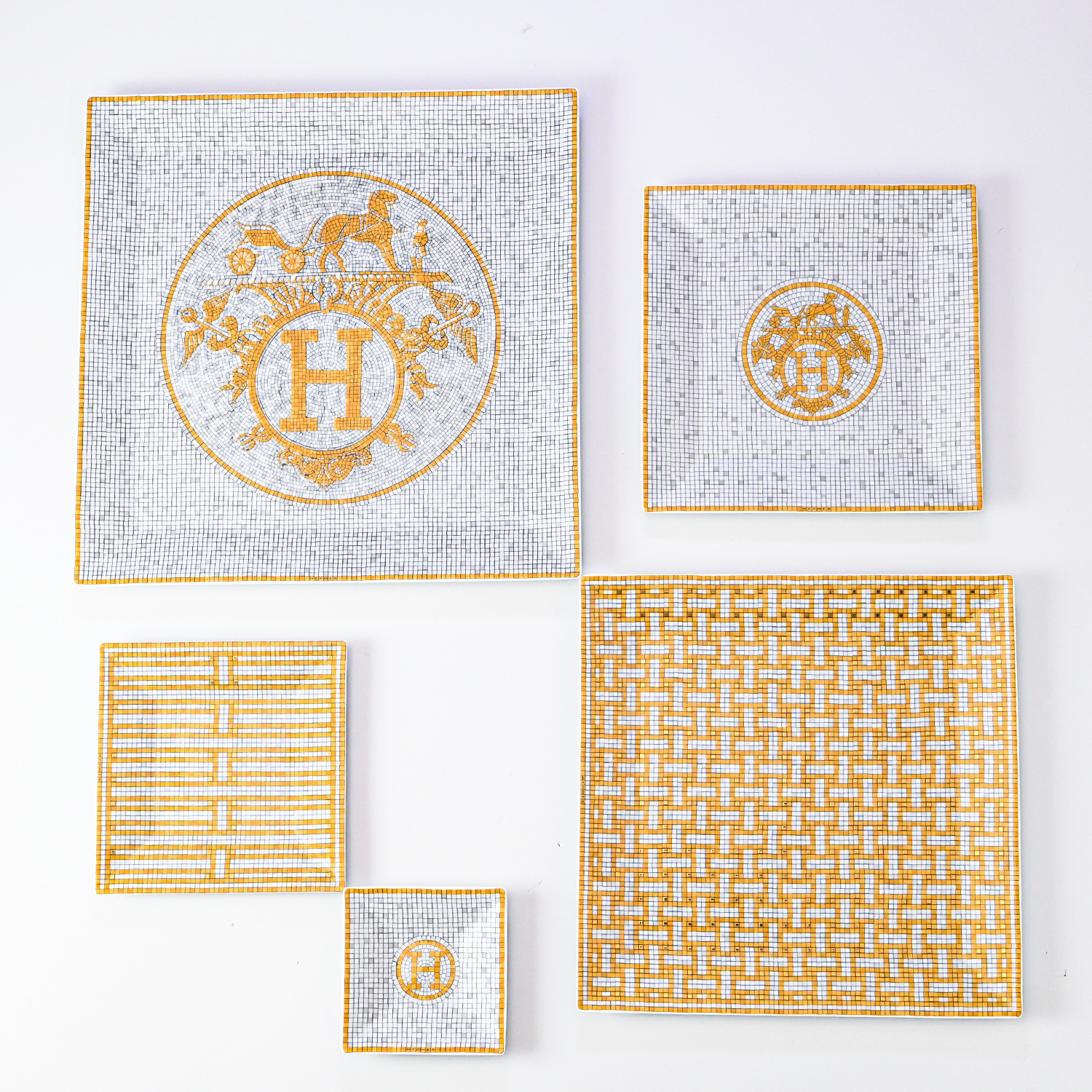 エルメス 食器 HERMES モザイク ヴァンキャトル ゴールド プチカレ