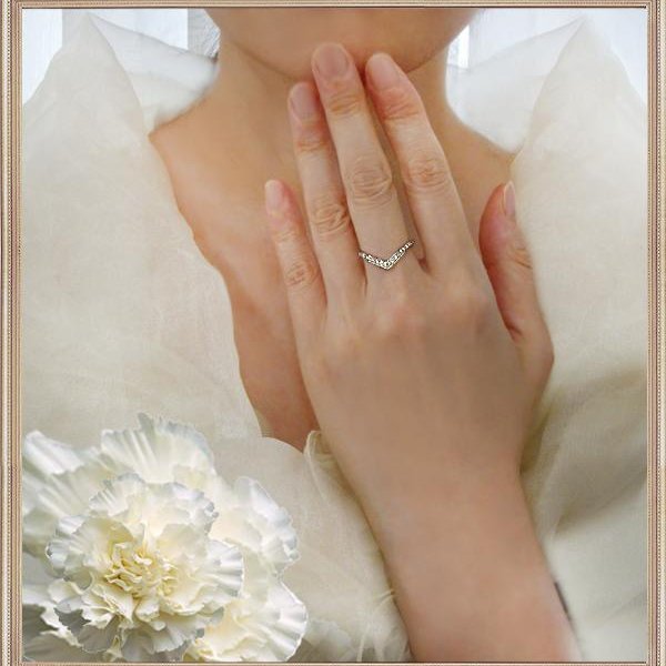 完全無色透明Fカラー】pt900 pt950【0.24ct】V字 フチ有 ダイヤモンド