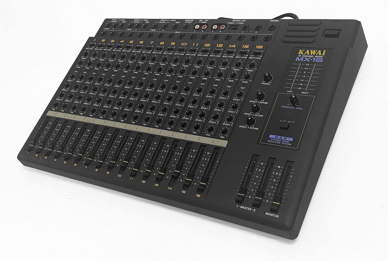KAWAI 16 CHANNEL MIDI MIXER MM-16 MIDI MM-16 Mixer - Spheremusic