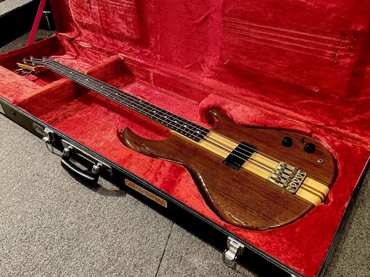 Aria Pro II SB-700（ビンテージ）【楽器検索デジマート】