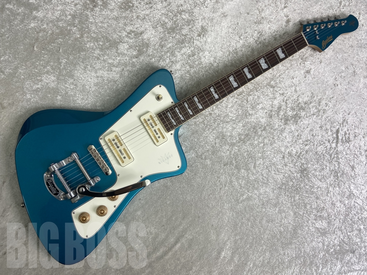 Baum Guitars Wingman with Tremolo(Coral Blue)（新品/送料無料