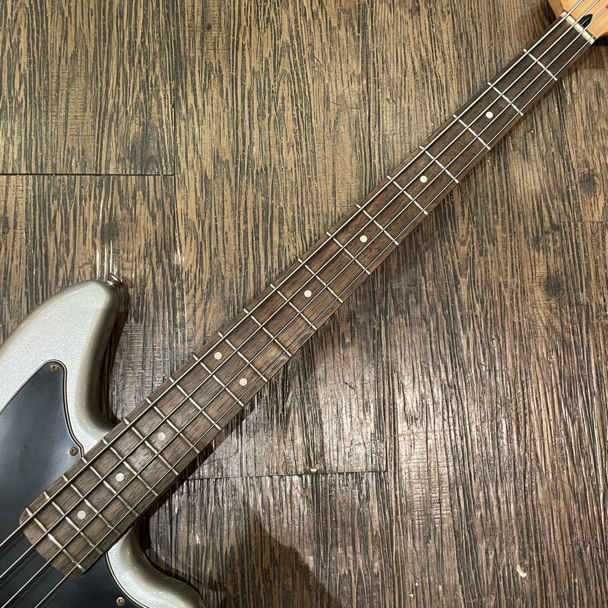 Squier by Fender Modified Jaguar Bass Electric Bass（中古/送料無料