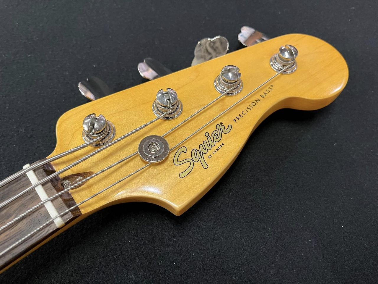 Squier by Fender CLASSIC VIBE '60S PRECISION BASS Olympic White