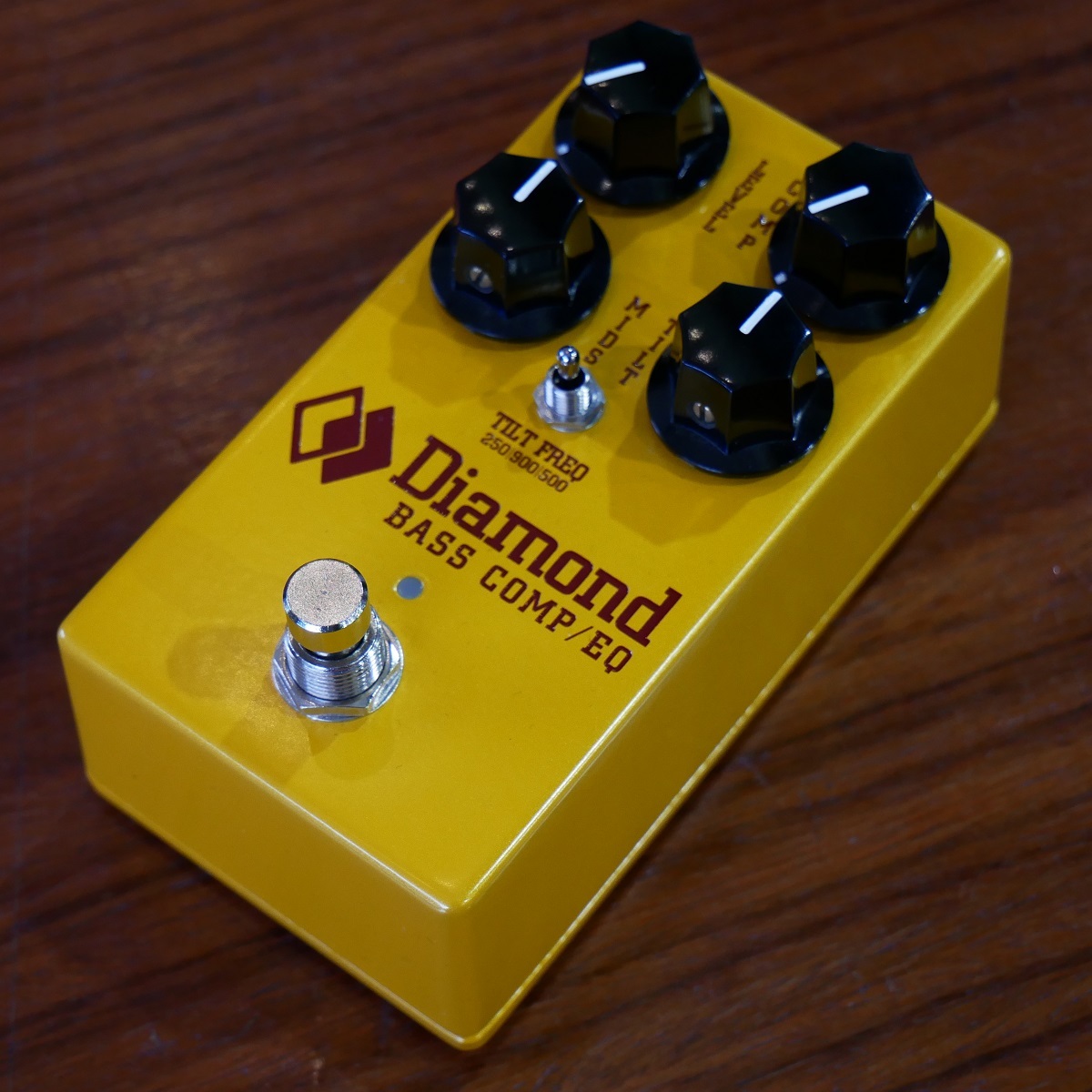 DIAMOND Guitar Pedals BASS COMP/EQ 【コンプレッサー & EQ】【ベース