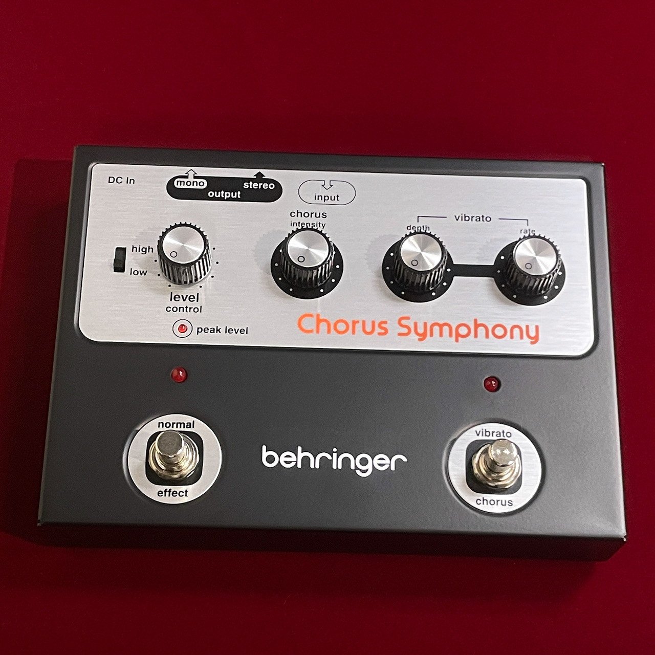 BEHRINGER CHORUS SYMPHONY 【特価】（新品特価/送料無料）【楽器検索