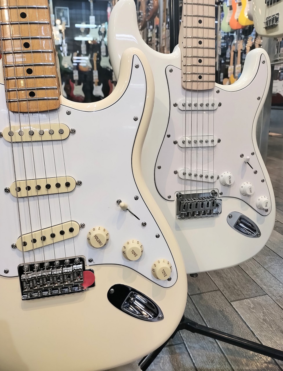 Fender JIMI HENDRIX STRATOCASTER®（新品）【楽器検索デジマート】