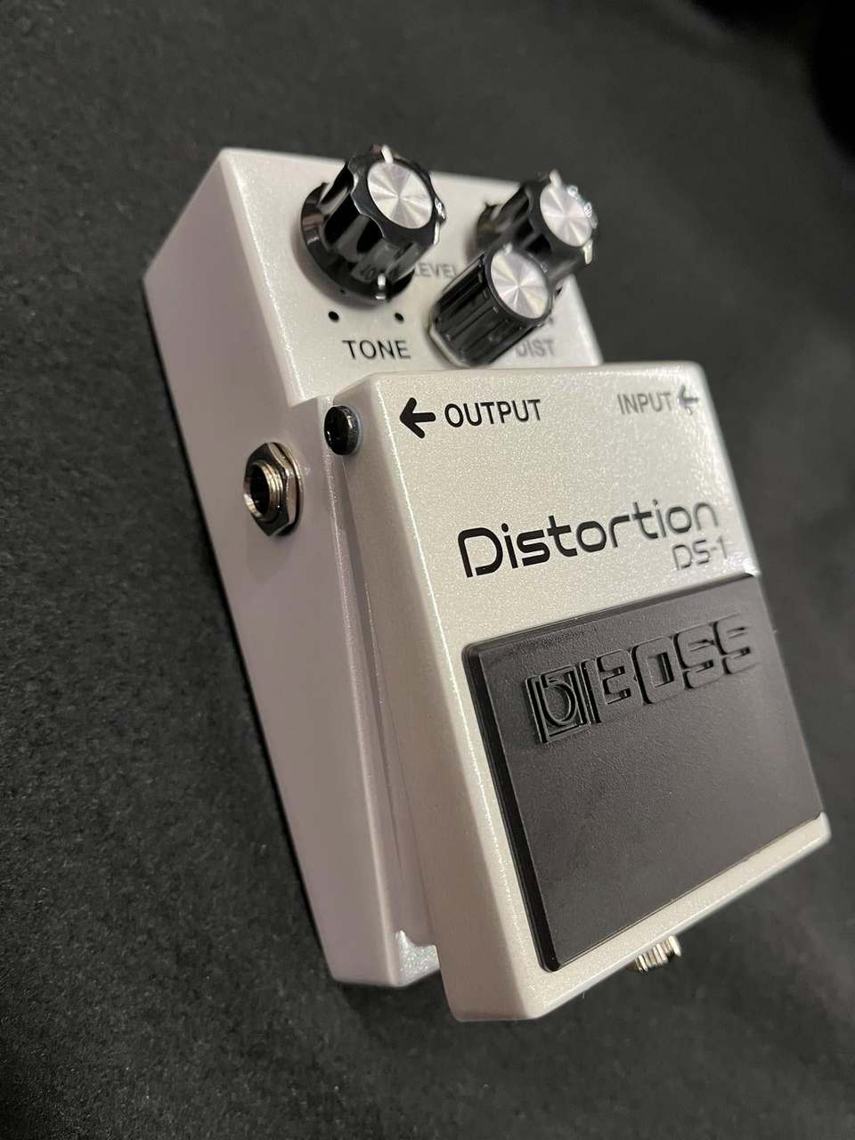 BOSS DS-1WH Distortion Limited Color White（新品）【楽器検索