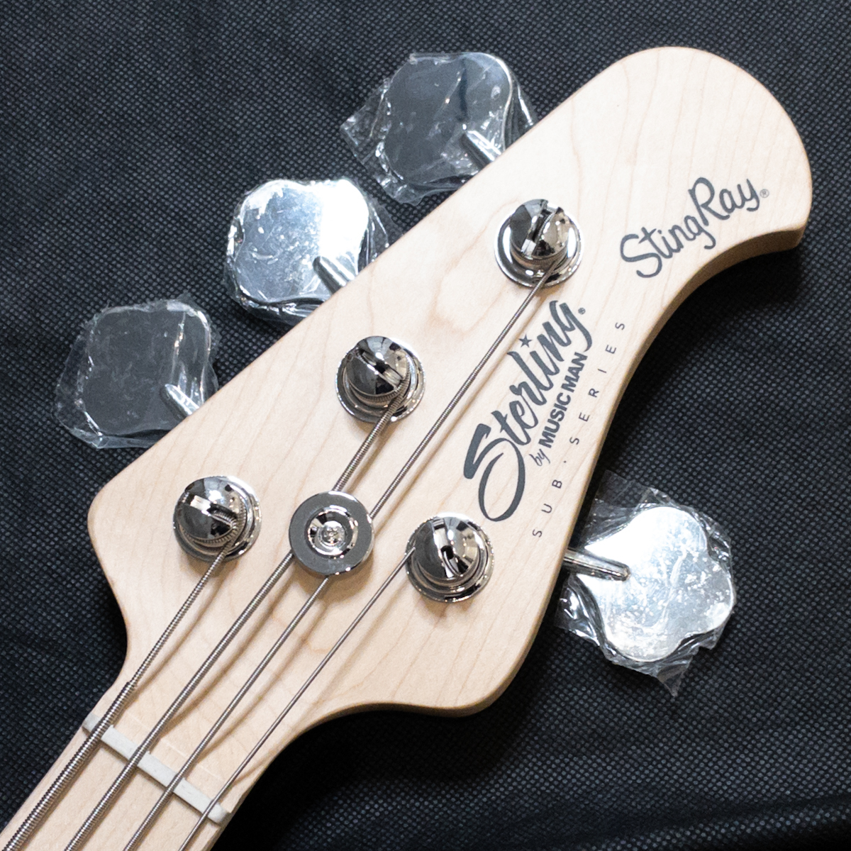 Sterling by MUSIC MAN SUB STINGRAY RAY4 MG M1 (Mint Green)（新品