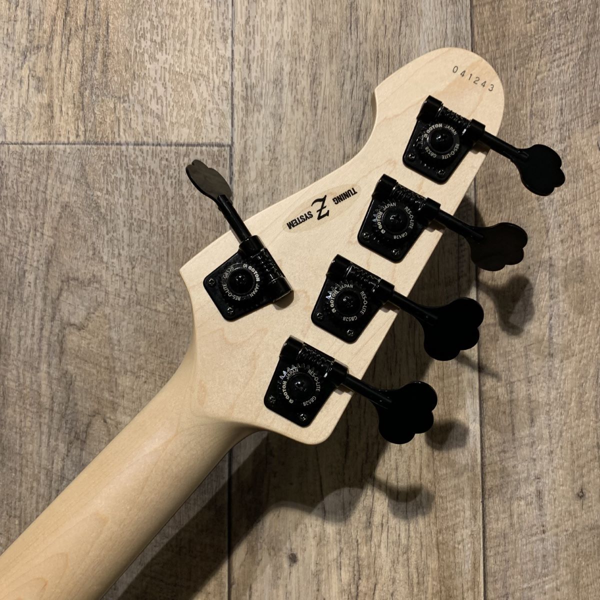 ATELIER Z Beta5 FL Custom Bartolini HH / Tranceparent Black（新品