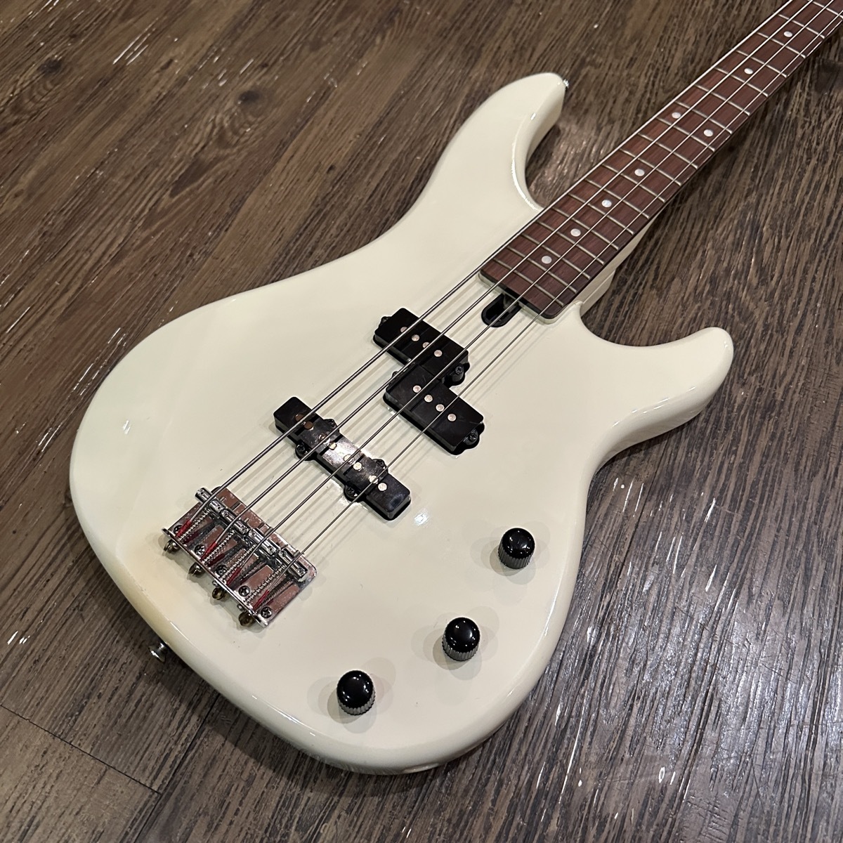 YAMAHA RBS Model 200 Electric Bass（中古/送料無料）【楽器検索