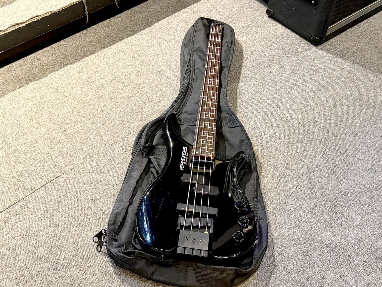 FERNANDES Revolver Bass FRB-65（中古）【楽器検索デジマート】