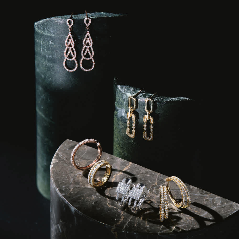 K18 0.8ct 2連フープピアス 通販 - ディノス