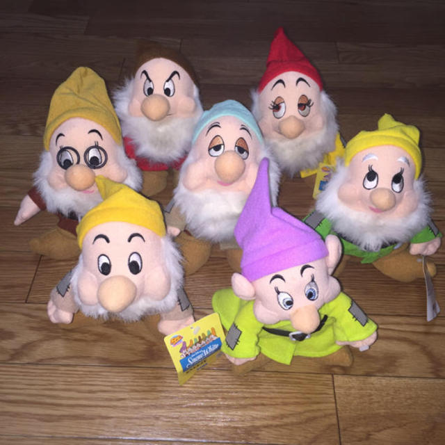 Disney - 未使用 白雪姫 7人の小人 ぬいぐるみの通販 by Milky way