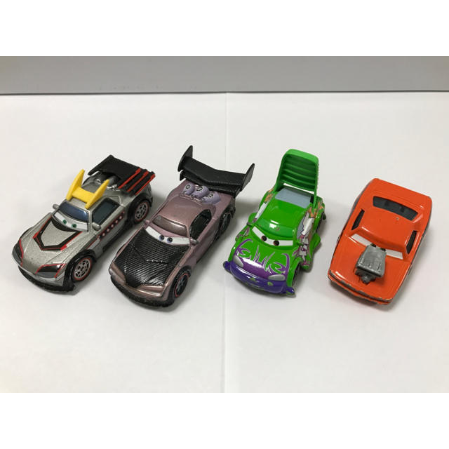 Disney - LALALA様専用 カーズ マテル 暴走族3台＋カブトの通販 by