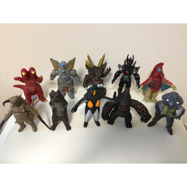 tomo31様専用です。ウルトラマン怪獣 ソフビ まとめ売りの通販 by