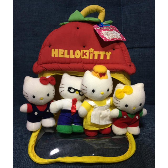 ハローキティ - ハローキティ いちごハウス 人形4人付 ミミィ パパ