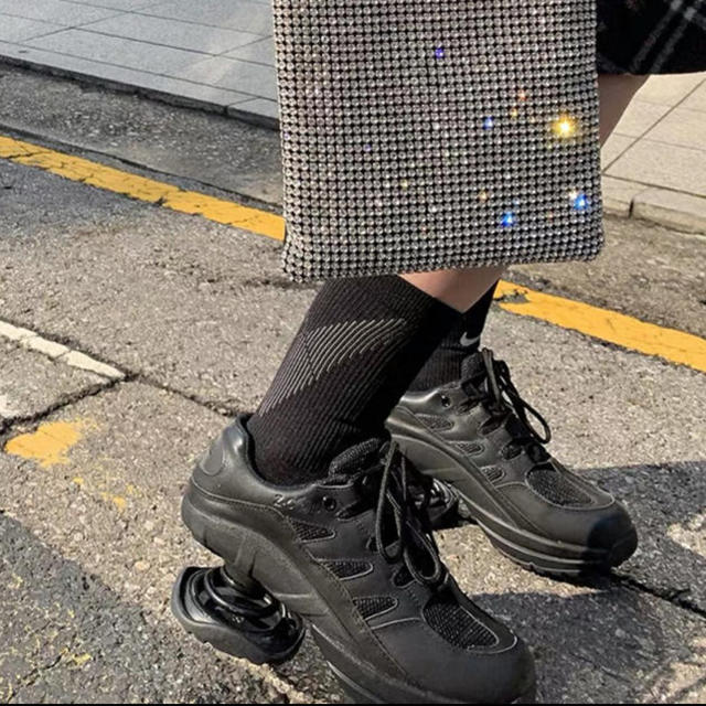 Zcoilスニーカーの通販 by 遊び｜ラクマ