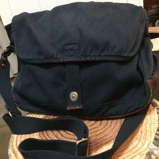 GAP（メッセンジャーバッグ）のフリマアイテム一覧