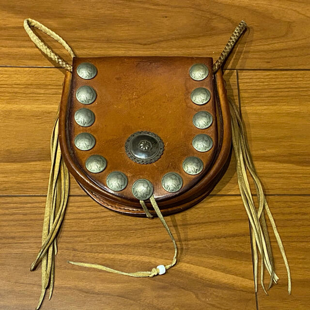 goro's - ゴローズ 良品 丸型カスタムメディスンバック サドルの通販