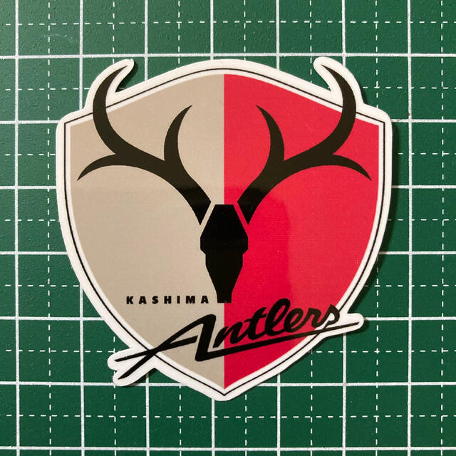 サッカー チーム エンブレム ステッカー 鹿島アントラーズの通販 by
