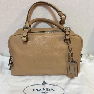 PRADA（ボストンバッグ ・ ベージュ系）のフリマアイテム一覧