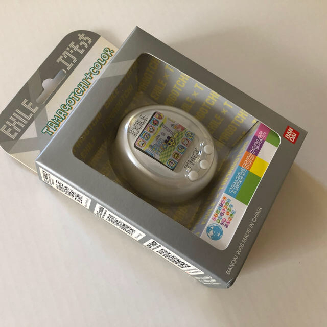 新品・未使用品】EXILE エグもっち (たまごっちカラー液晶)の通販 by