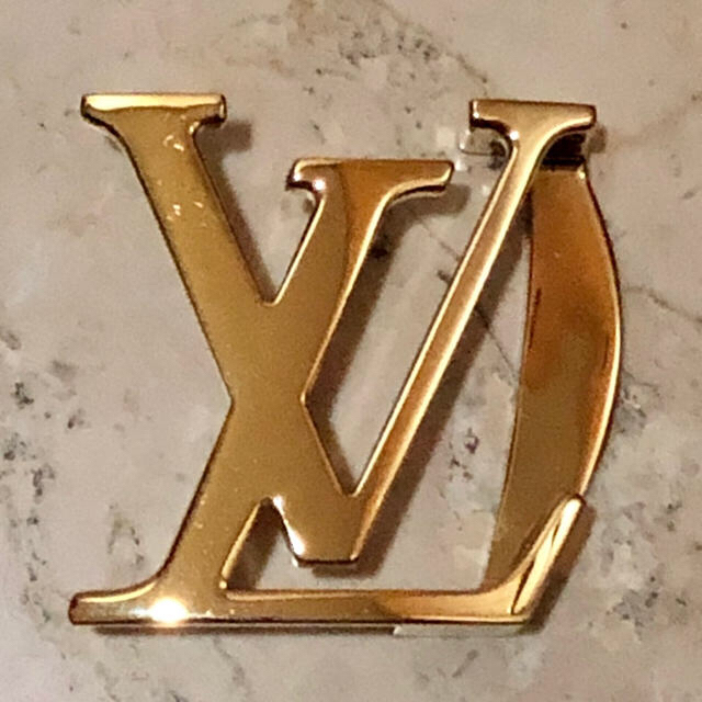 LOUIS VUITTON - LOUISVUITTON 40mm用 ベルト バックルのみ の通販 by