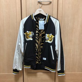 W)taps（スカジャン）のフリマアイテム一覧